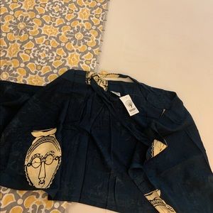 Navy skirt